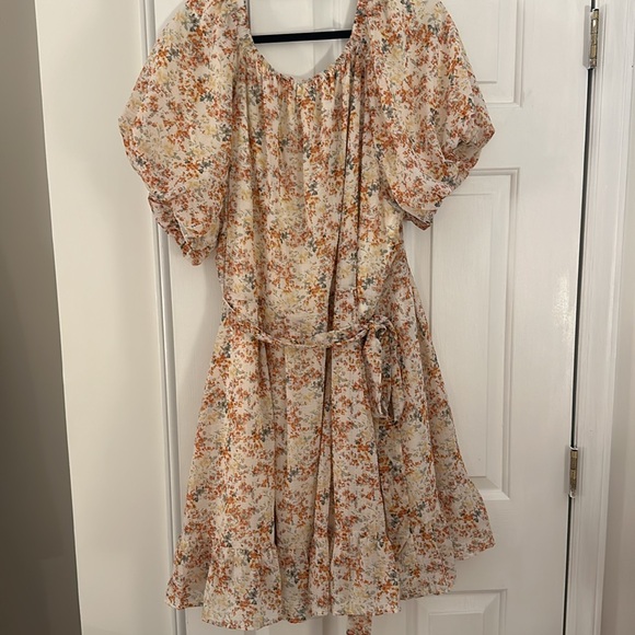 Floral Wrap Short Dress from Boutique One Loved Babe Hayden Brand - Picture 3 of 3